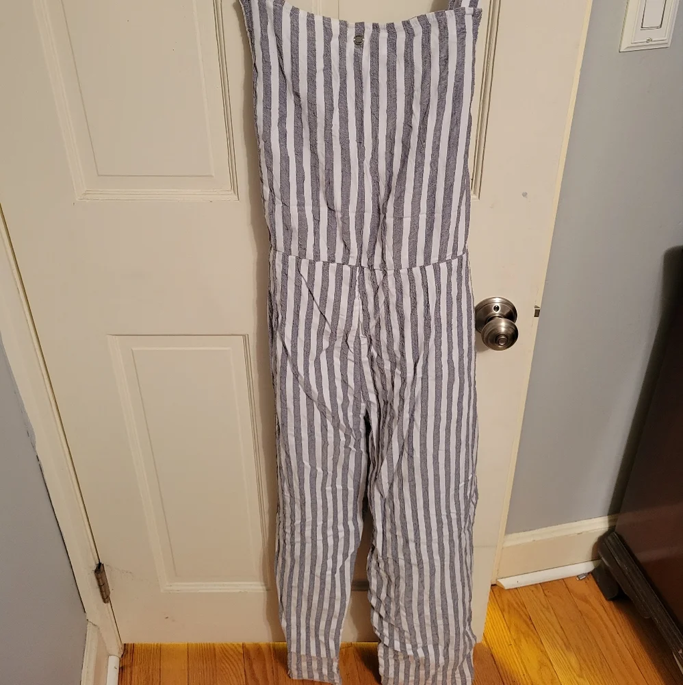 Romper - Picture 3 of 4